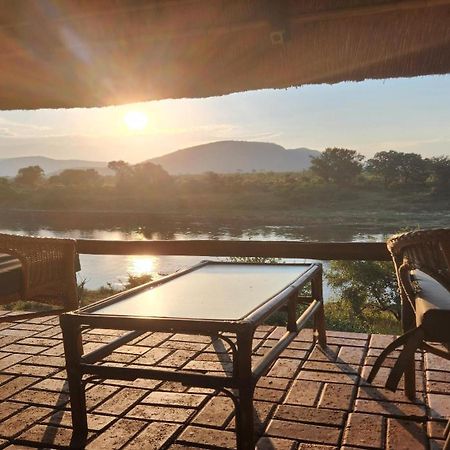 River Cottage Lodge Малелейн Екстериор снимка